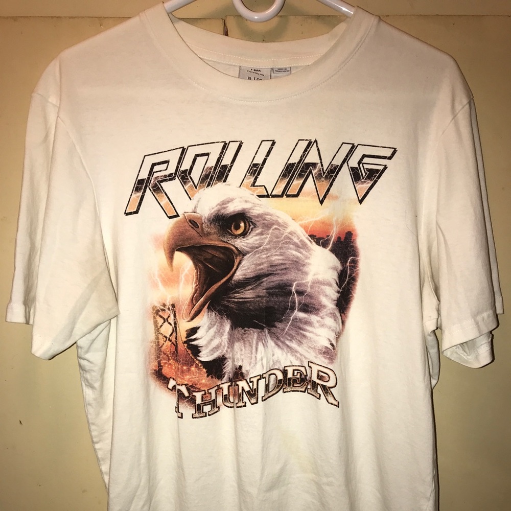 Rolling thunder Tshirt XL.  
Fits like a large 
used / vg